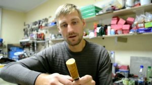 Якутский нож с рукоятью из сувеля.