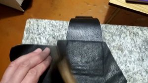 Как сшить чехол для телефона из двух слоев кожи. 3 часть