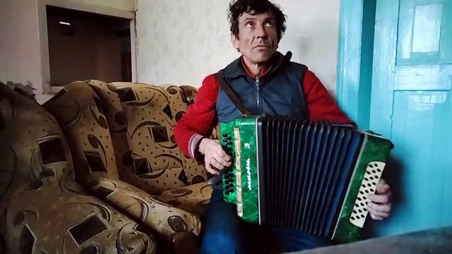 Вот кто-то с горочки спустился. смотреть онлайн