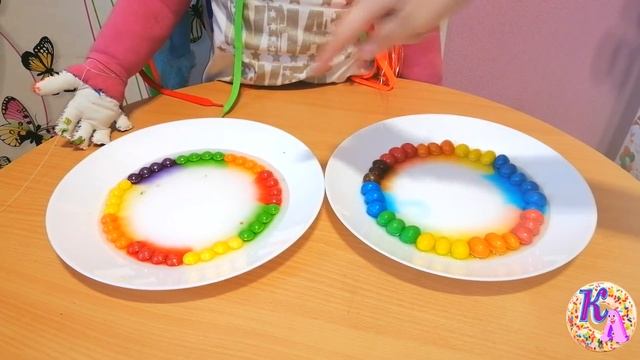 Легкий научный эксперимент для детей Skittles радуга !!!#Easy DIY Science Experiment for Kids Skitt смотреть онлайн