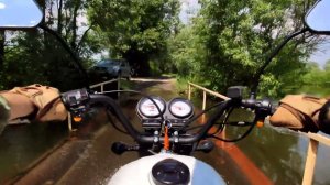 Мопед Кольт (Colt). Поле,мост в воде. POV