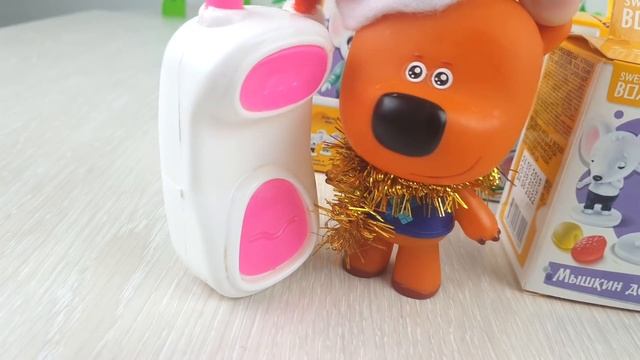 Кеша СДЕЛАЛ ТОРТ с МЫШКАМИ на Новый Год! Лисичка УДИВИЛАСЬ! Мультики с игрушками Мимимишки