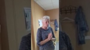 Врачи на продукции "Родника здоровья" тоже забывают о своих болячках.mp4