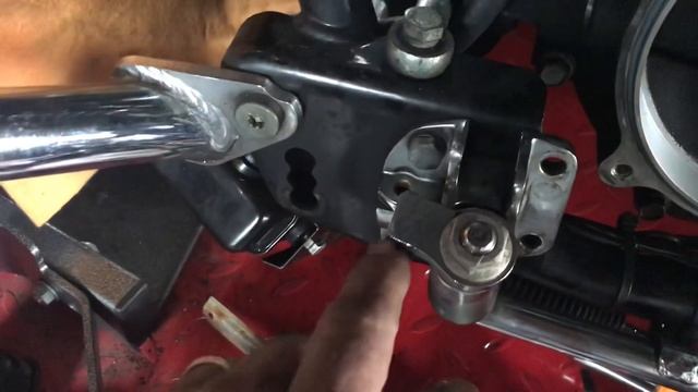 Harley-Davidson Jiffy Stand Explained смотреть онлайн