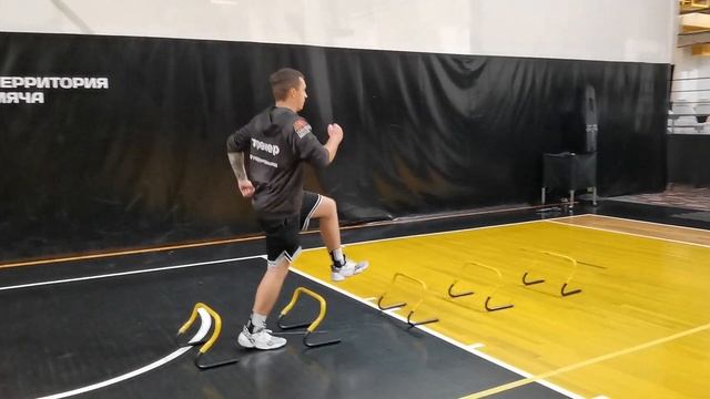 ТЕХНИКА БЕГА В БАСКЕТБОЛЕ смотреть онлайн