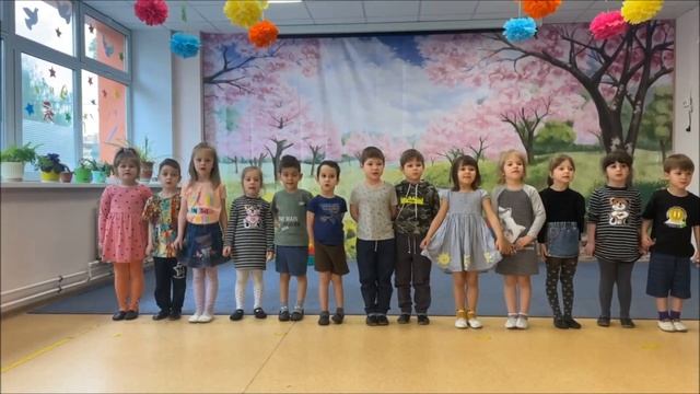 Поздравление с Днем Победы от средней группы №12 2023г смотреть онлайн