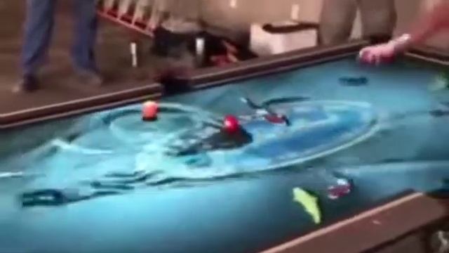 Интерактивная проекция на полотно бильярдного стола смотреть онлайн