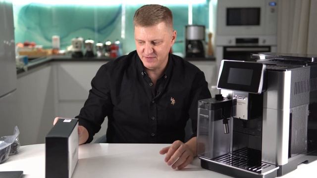 Распаковка и обзор кофемашины DeLonghi PrimaDonna Soul ECAM 610.55. SB смотреть онлайн
