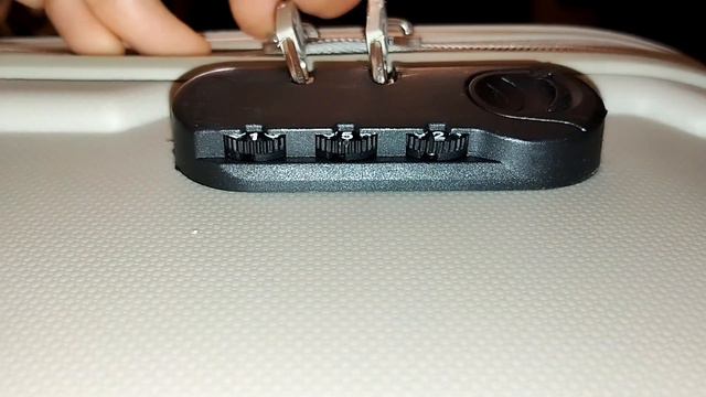 как открыть замок чемодана если забыл код | быстро и все понятно смотреть онлайн