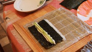 РОЛЛЫ ФИЛАДЕЛЬФИЯ и простые роллы в домашних условиях. Основные принципы приготовления!