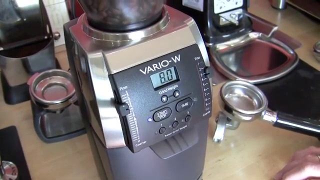 Crew Review: Baratza Vario-W Coffee Grinder смотреть онлайн