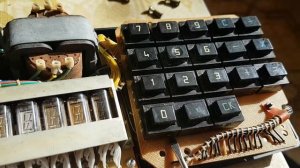 Калькулятор Электроника 4-71Б разборка