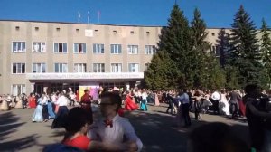 Бал выпускников в Алатыре 24.05.19. Фигурный вальс.