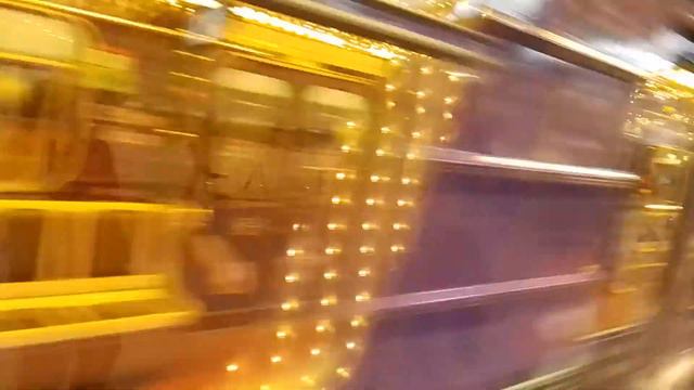 Новогодний электропоезд 81-710 ЕЖ-3 на станции метро Котельники
