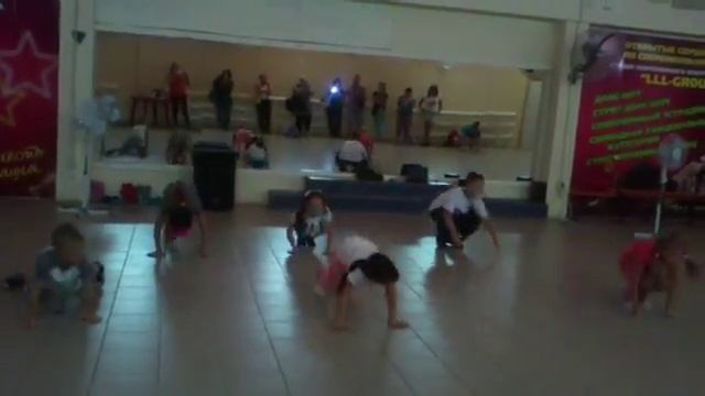 Первое занятие для начинающих, 6 - 9 лет (08.09.15, "Эль-групп", Кривой Рог). смотреть онлайн