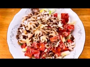 Средиземноморский салат с фенхелем и осьминожками. Очень вкусный и полезный! Вот это Кухня!