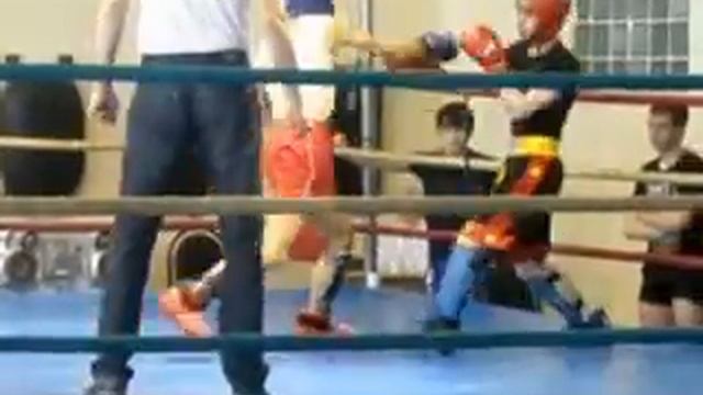 ЮУрГУ лайт контакт с лоу-кик.Кадников М.1 бой - 1 раунд. смотреть онлайн