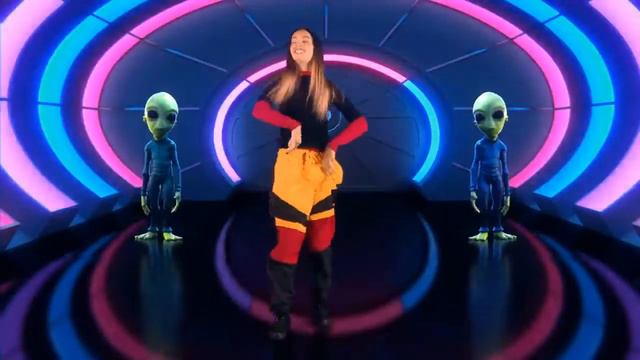 Gabby Duran & the Unsittables - Do Your Dance Thang Music Video Disney Channel смотреть онлайн