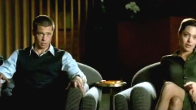 Angelina Jolie & Brat Pitt - Mr & Mrs Smith.avi смотреть онлайн