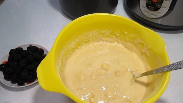 Пирог с ягодами и фруктами. смотреть онлайн