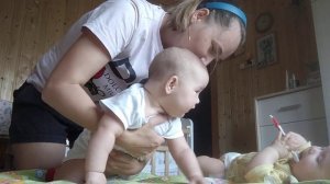 учимся вставать на четвереньки