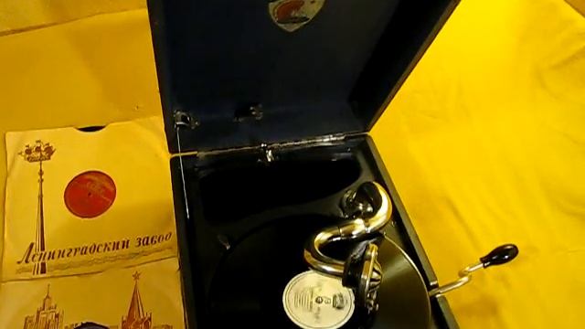 Патефон Молот ПТ-3 смотреть онлайн