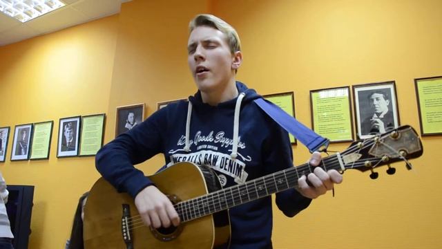 Михаил Михайлов - "Шаганэ" под гитару (С. Есенин) смотреть онлайн