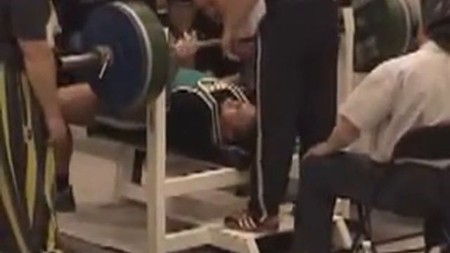 Владимир Кравцов-легенда российского жима смотреть онлайн