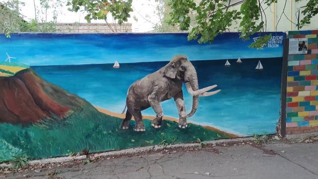 Южный слон в Приморске. Приморские кручи. Приморский краеведческий музей