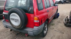 T0668C 1999 Chevy Tracker