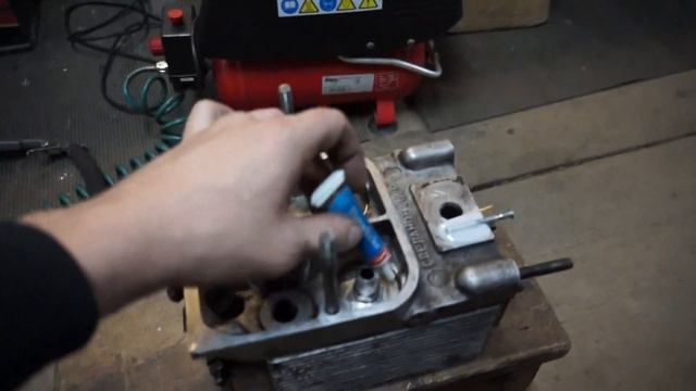 Откуда в камере сгорания масло. смотреть онлайн