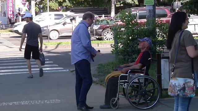 Приезжие попрошайки оккупировали улицы Черкесска