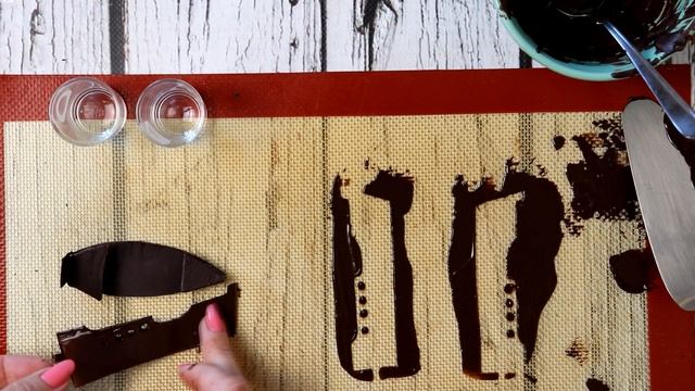 Корабль из шоколада / Шоколадный декор для торта смотреть онлайн