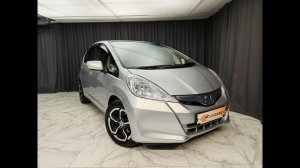 Обзор Honda Fit Hybrid 2012 года