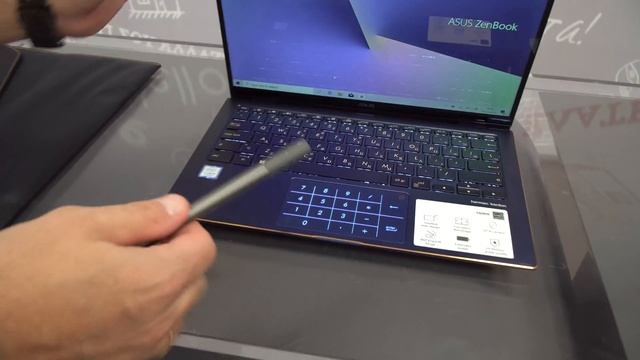Try Me: Παρουσιάζουμε το Asus Zenbook Flip 13 смотреть онлайн