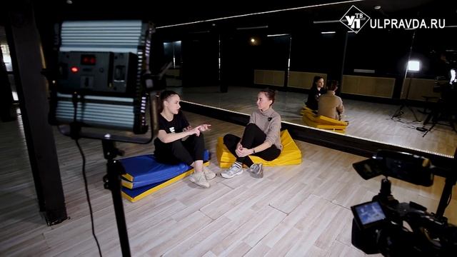 НеFормат. Где не важен размер «пятой точки» и как встряхнуться, чтобы расслабиться смотреть онлайн