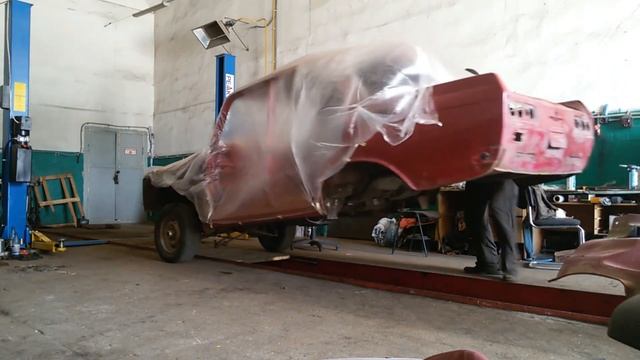 Диски и бескамерки на МОСКВИЧ 2140! смотреть онлайн