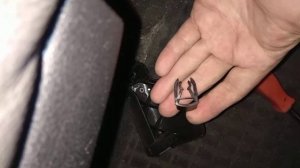 Как снять ручку открывания капота на Audi A6 2014 год