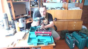Makita DTW285RME Аккумуляторный ударный гайковерт.mp4