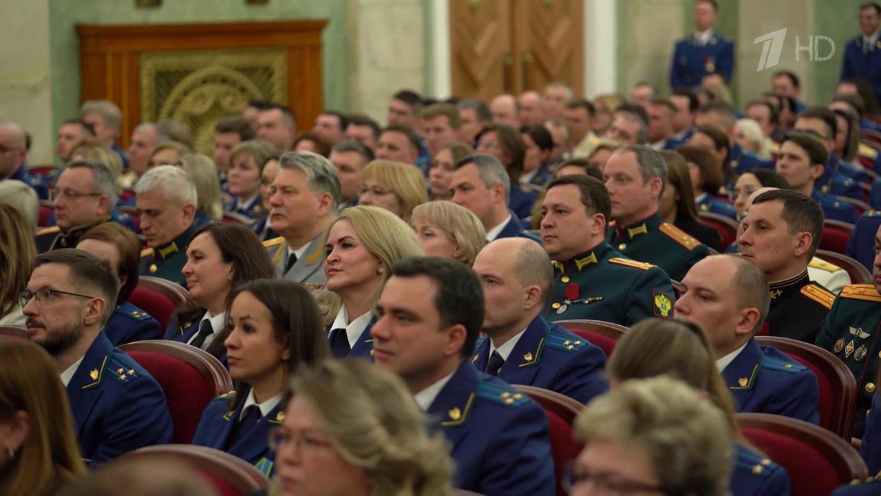 Сотрудники прокуратуры стоят на страже интересов граждан