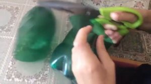 Как сделать подставку для телефона из бутылки