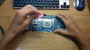 КАК ПОМЕНЯТЬ ТЕРМОПАСТУ НА ВИДЕОКАРТЕ? НА ПРИМЕРЕ RADEON HD 7870