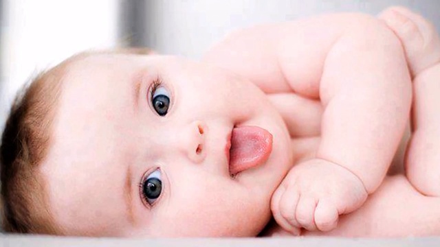 Почему у Новорожденных Нет Родинок? смотреть онлайн