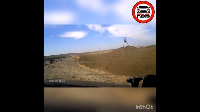 Дорога Керчь - Феодосия! Почти лобовое. 09.04.2019г смотреть онлайн