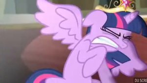 Превращение принцессы Луны в Найтмер Мун