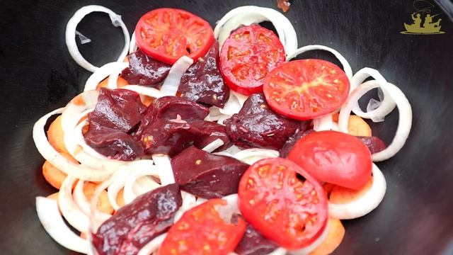 Печень оленя в казане с овощами | Рецепты из оленя