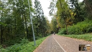 Бомжонок спас дочь банкира и подарил малышке старую куклу… А едва богач увидел её, не поверил глаза