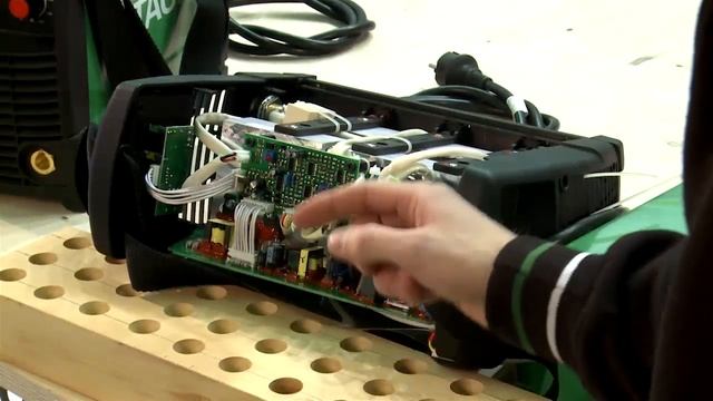 Сварочные аппараты Hitachi смотреть онлайн