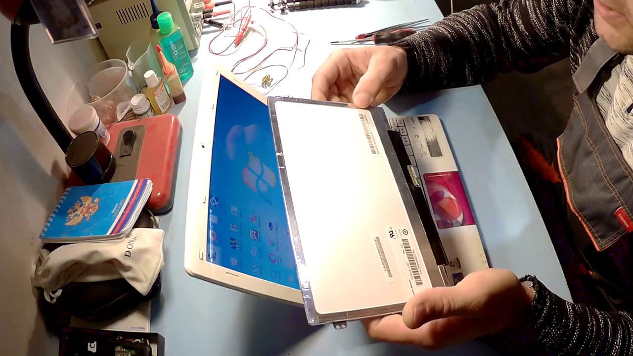 Acer Aspire One D270 - внезапная замена матрицы смотреть онлайн