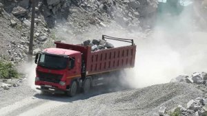 Работящий "китаец" самосвал 8х4 HOWO A7